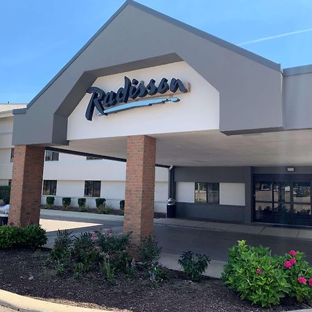Radisson Hotel Detroit-Фармингтън Хилс Екстериор снимка