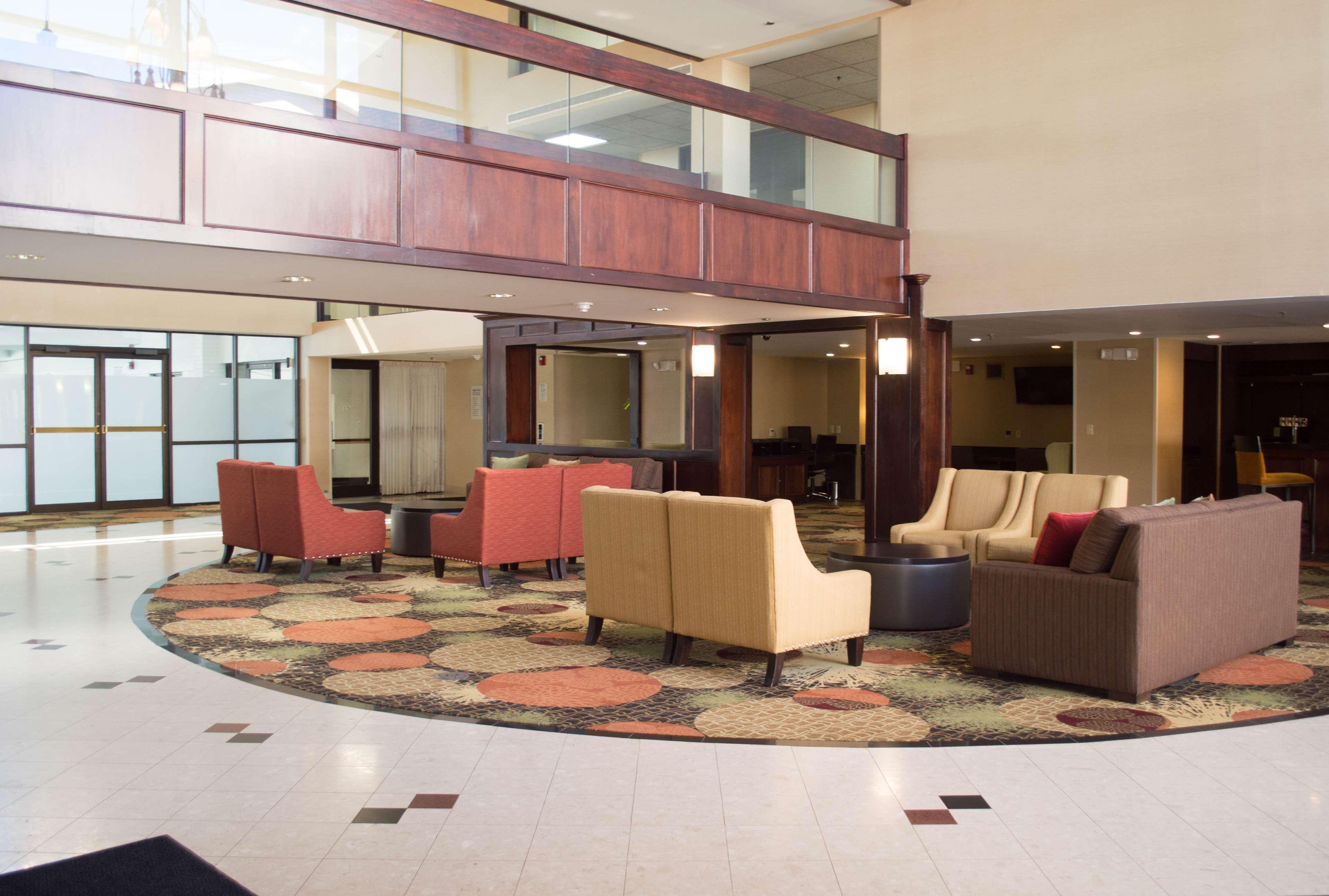 Radisson Hotel Detroit-Фармингтън Хилс Екстериор снимка