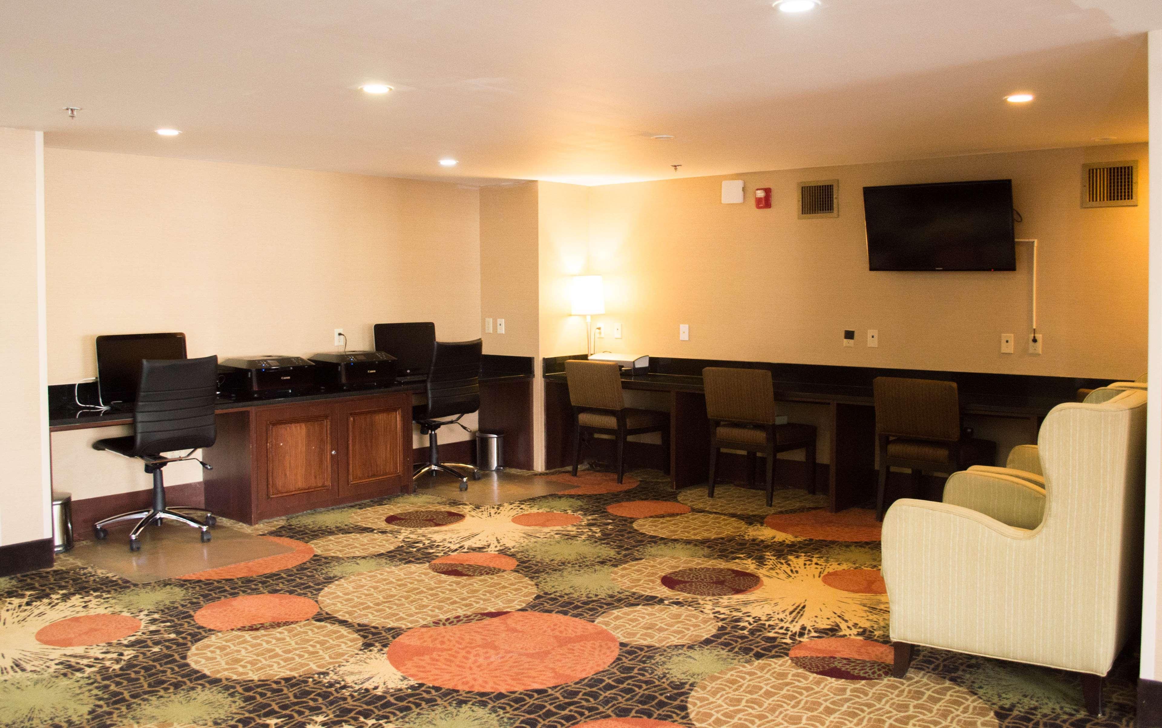 Radisson Hotel Detroit-Фармингтън Хилс Екстериор снимка