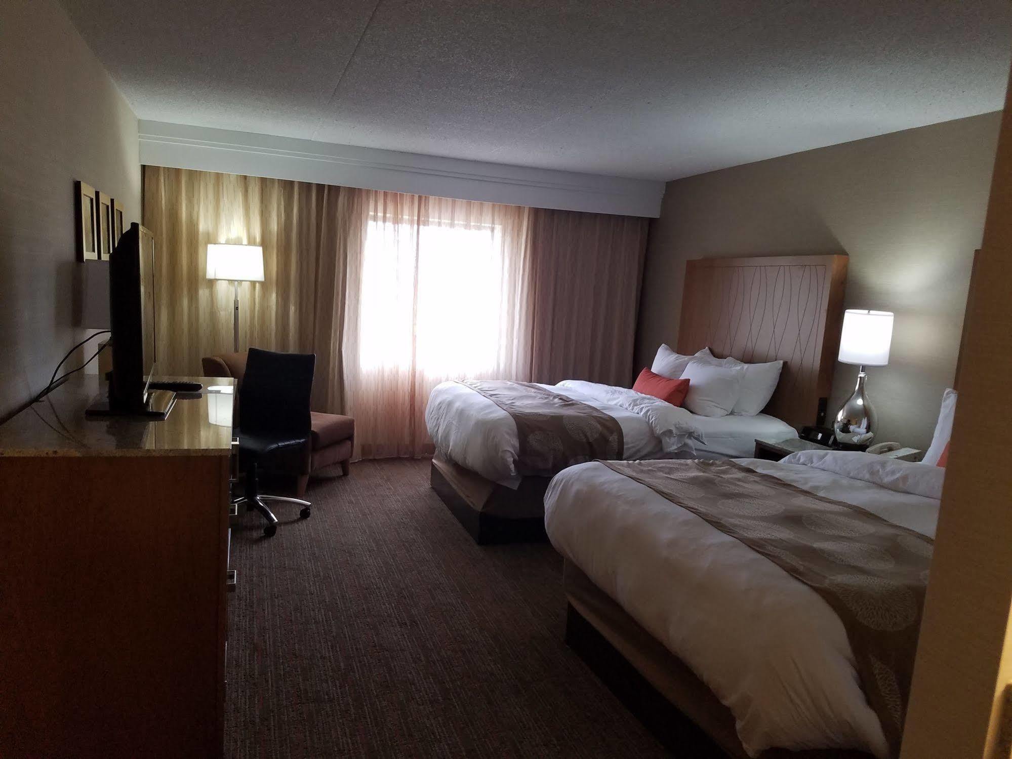 Radisson Hotel Detroit-Фармингтън Хилс Екстериор снимка